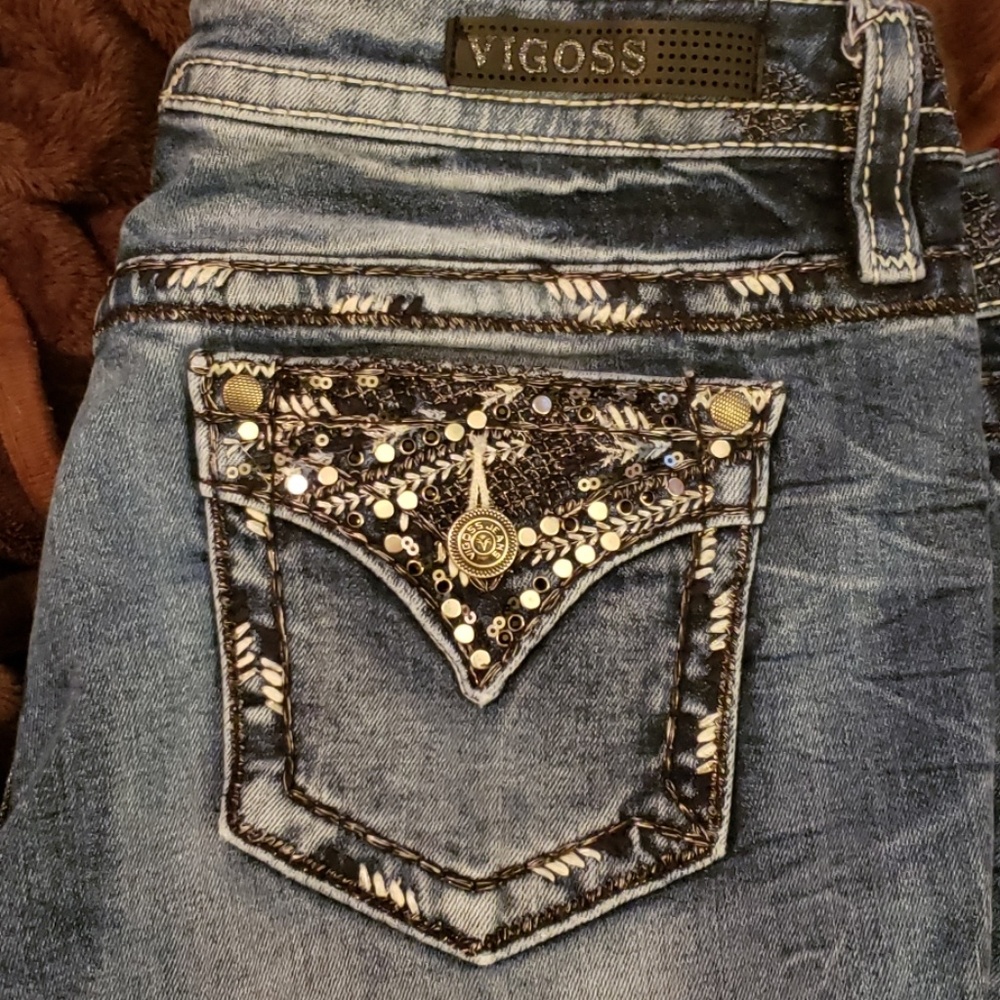 Cuffed vigoss capris